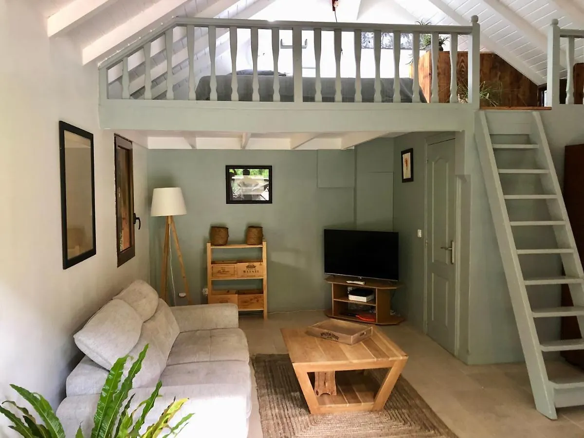 Feriehus Le Jasmin De Nuit Chalet , Spa Privatif Les Abymes