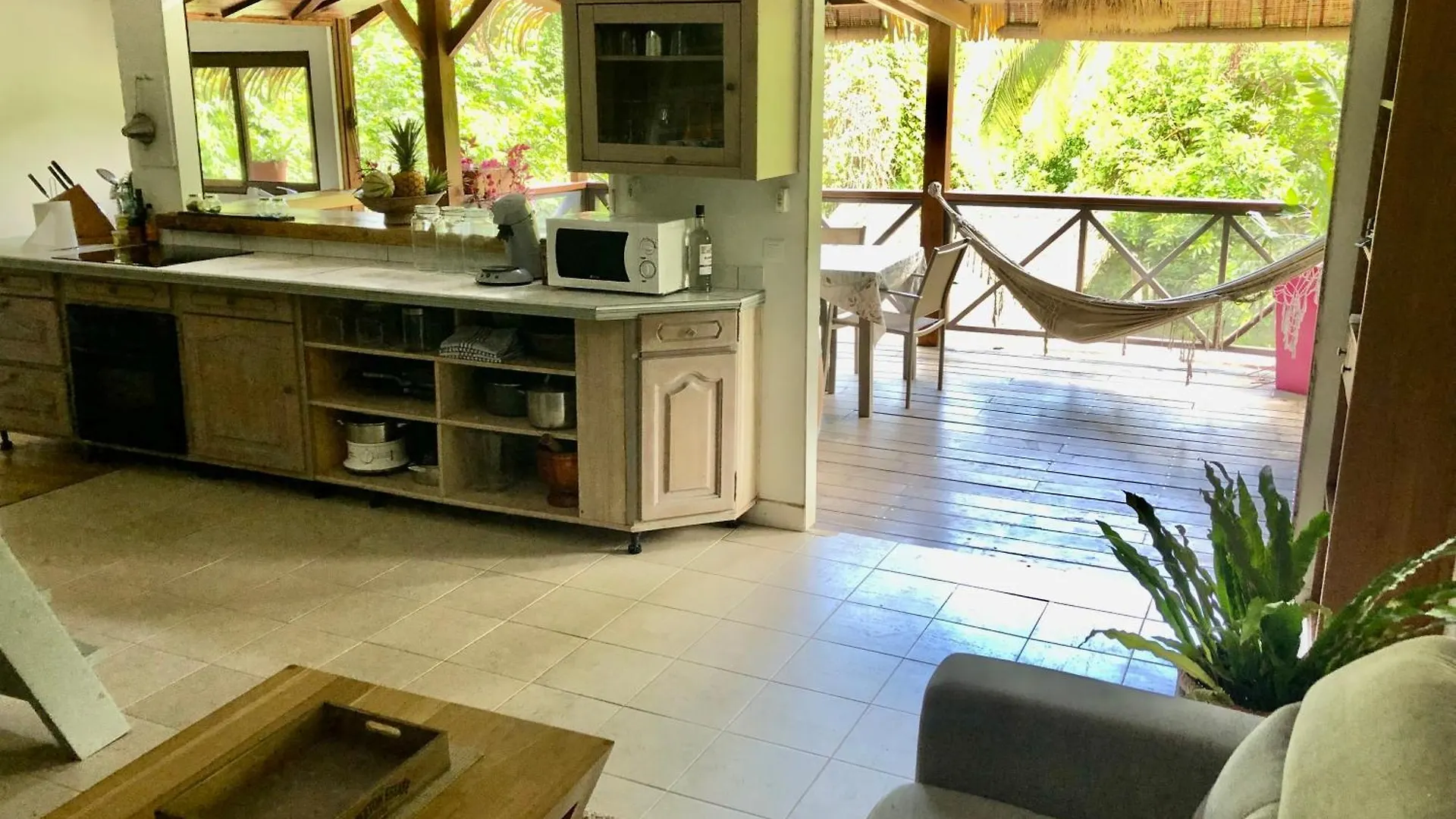 Casa de Férias Le Jasmin De Nuit Chalet , Spa Privatif Les Abymes